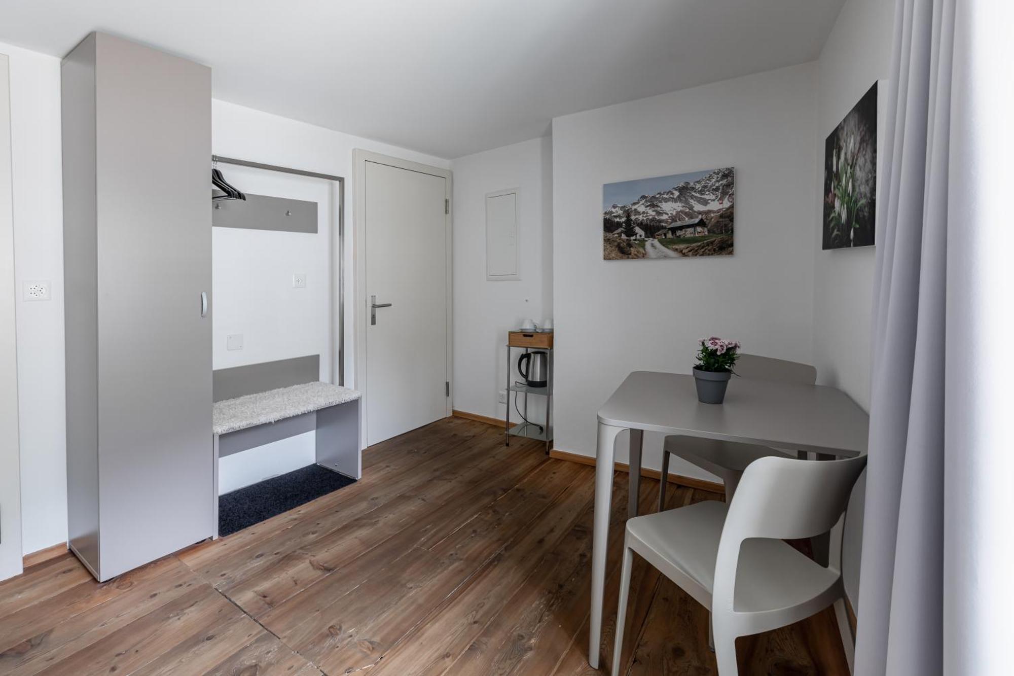 Ca' Del Borgo, Rooms & Suites Poschiavo Luaran gambar
