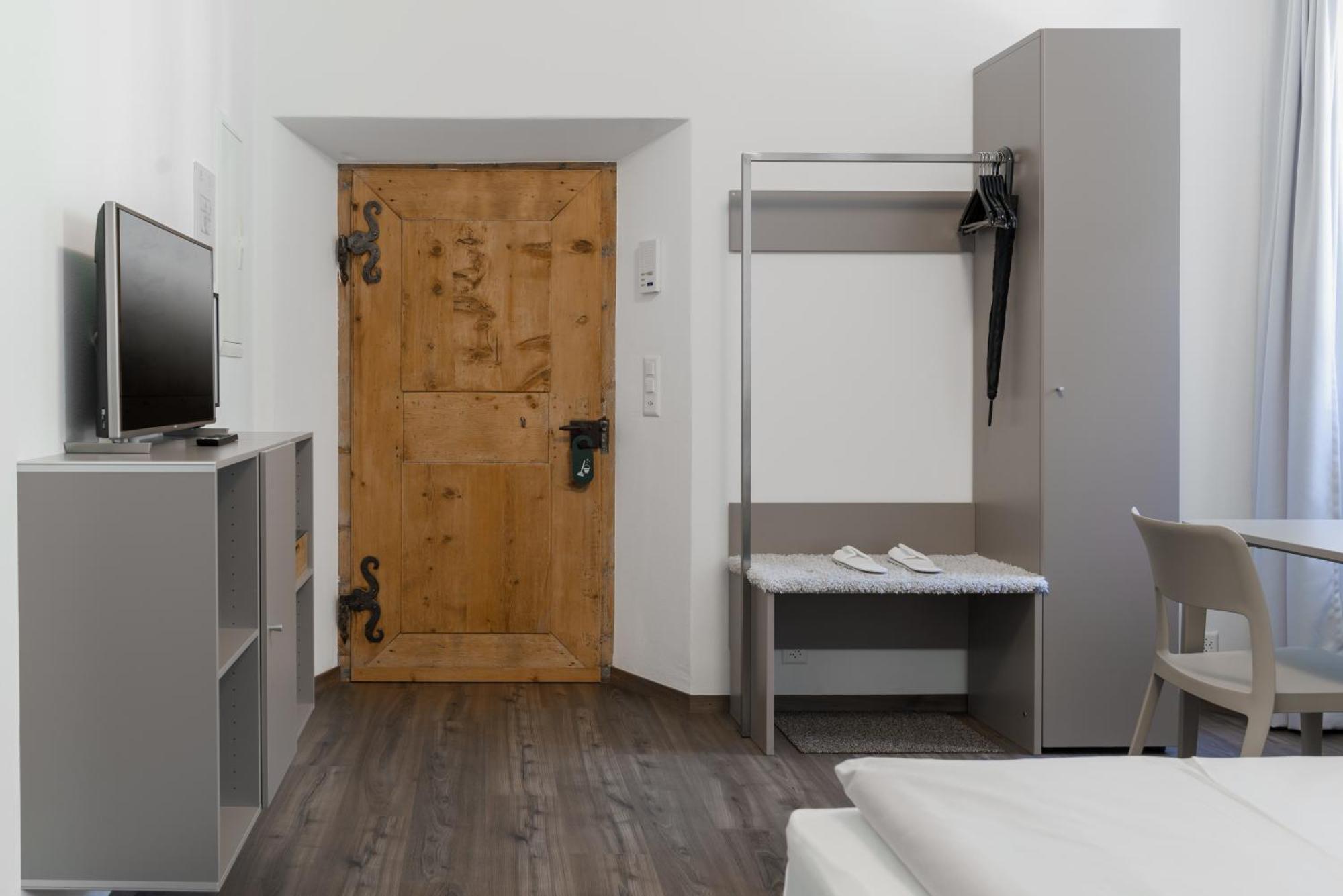 Ca' Del Borgo, Rooms & Suites Poschiavo Luaran gambar