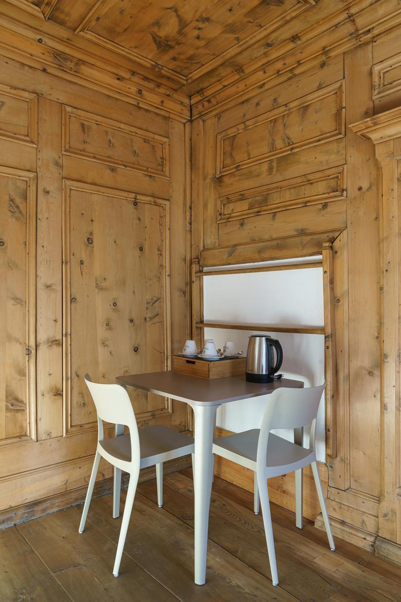 Ca' Del Borgo, Rooms & Suites Poschiavo Luaran gambar