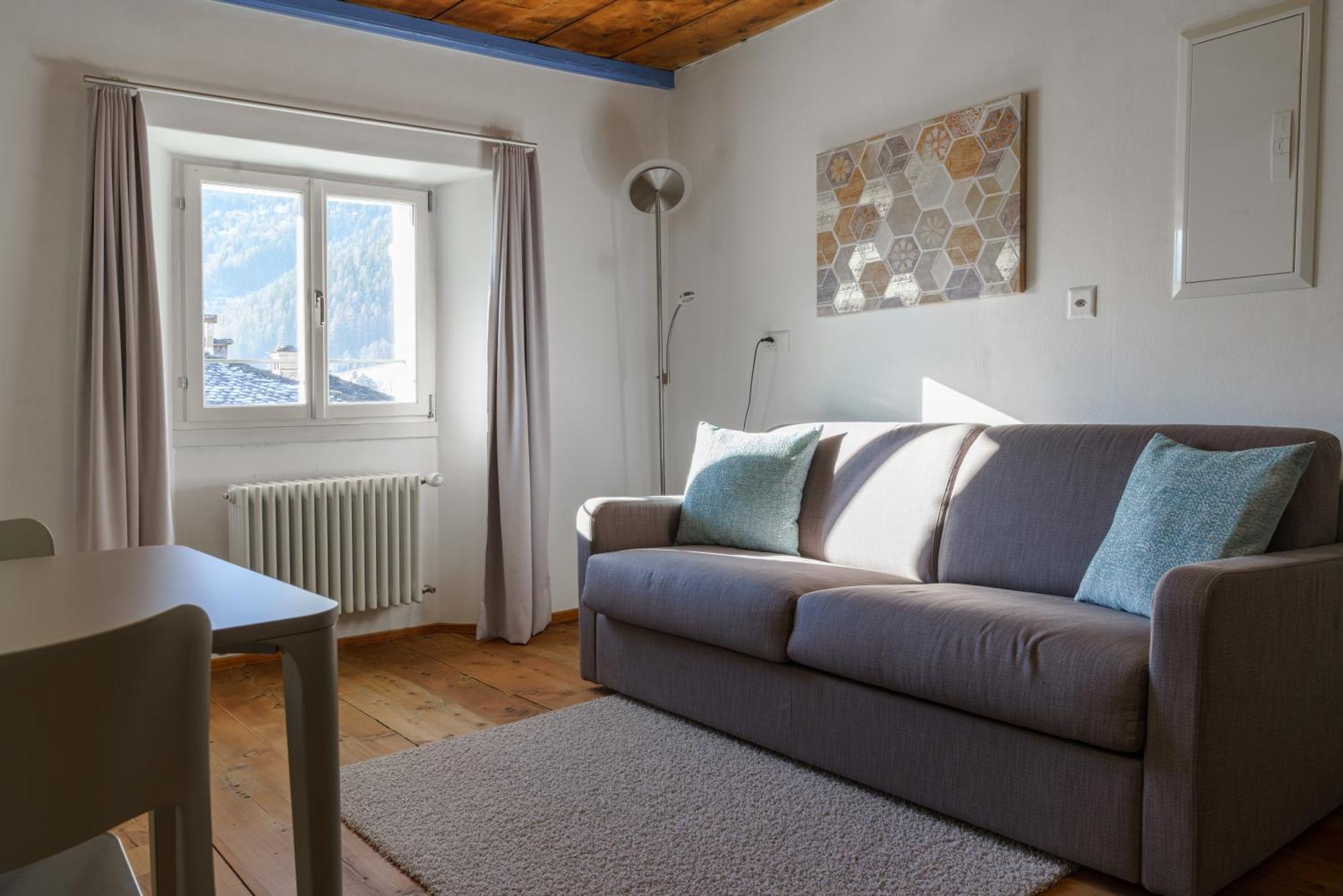 Ca' Del Borgo, Rooms & Suites Poschiavo Luaran gambar