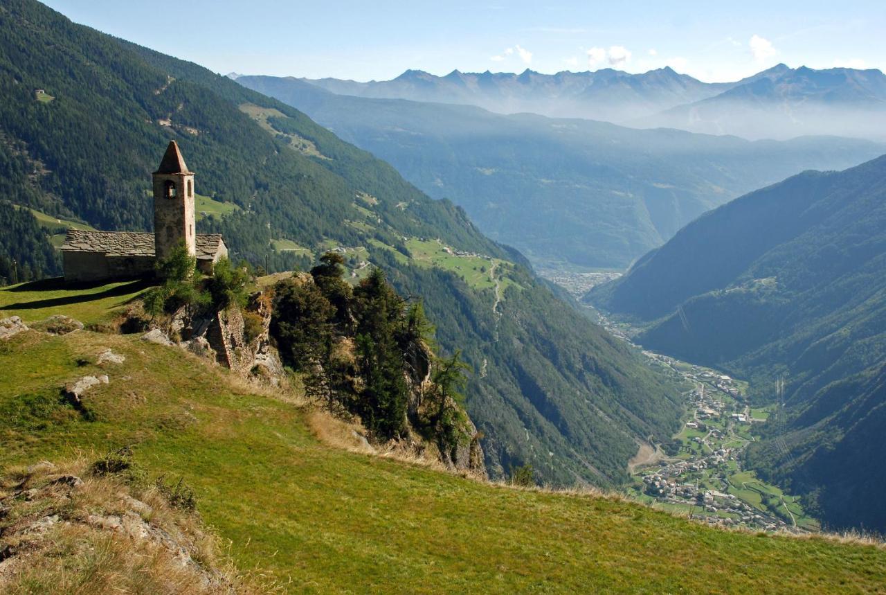 Ca' Del Borgo, Rooms & Suites Poschiavo Luaran gambar