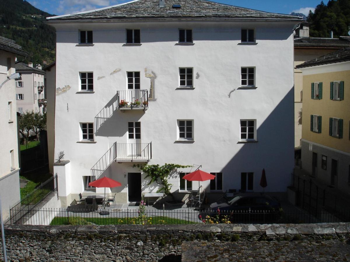 Ca' Del Borgo, Rooms & Suites Poschiavo Luaran gambar